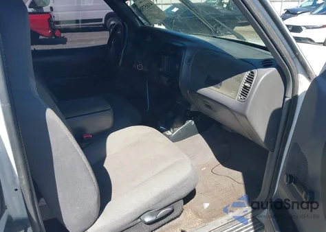 2000 Ford Ranger Xl/Xlt z USA, uszkodzony, nr VIN 1FTYR14V3YTA49174